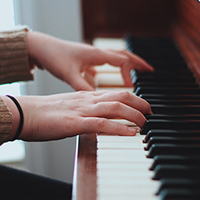 Kevään kohinaa kera pianistien Kevään kohinaa kera pianistien