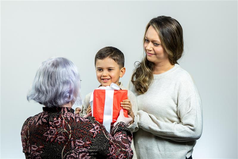 The Gift for Your Neighbour -campaign collected gift cards.