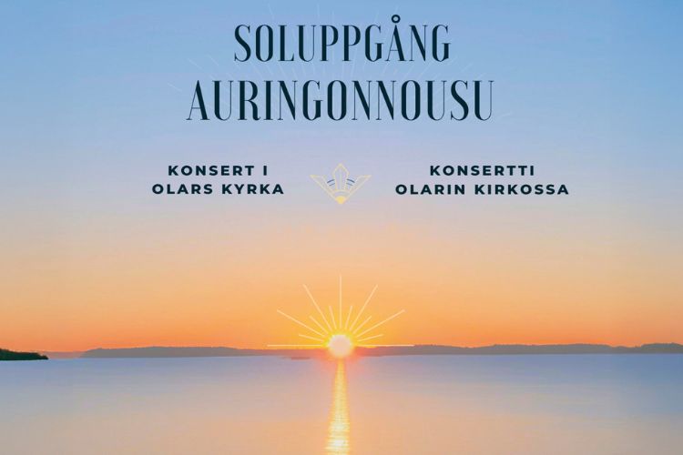 Nouseva aurinko ja tyyni meri.