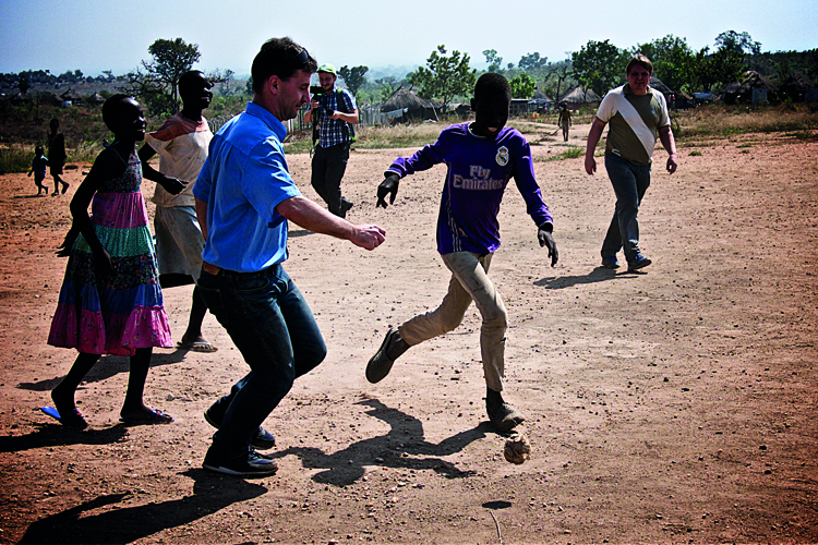 Messu ja Uganda-aiheiset kirkkokahvit Messu ja Uganda-aiheiset kirkkokahvit