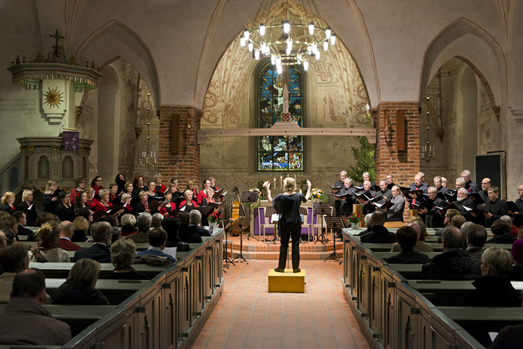 Kamarikuoro Novenan konsertti J.S. Bach: Aus der Tiefen rufe ich Herr zu dir & G. Fauré: Requiem Kamarikuoro Novenan konsertti J.S. Bach: Aus der Tiefen rufe ich Herr zu dir & G. Fauré: Requiem