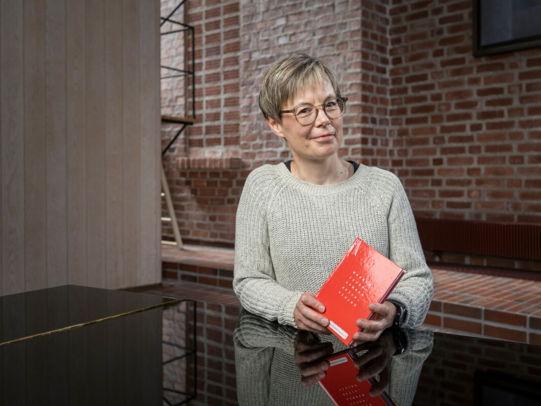 Tule laulamaan punaisen kirjan lauluja! Veisukirjamessu 27.9.