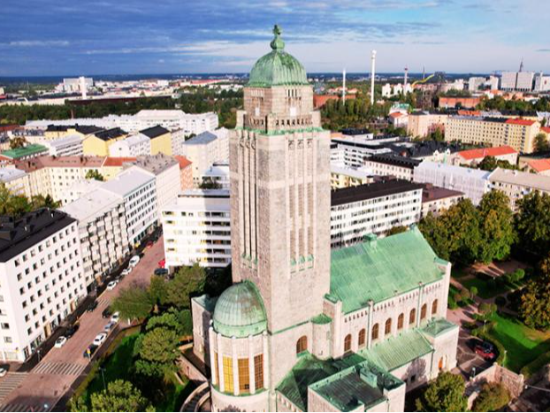 Kiipeä Kallion kirkon torniin (K18)